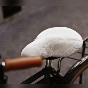 Sheepskin Saddle Cover